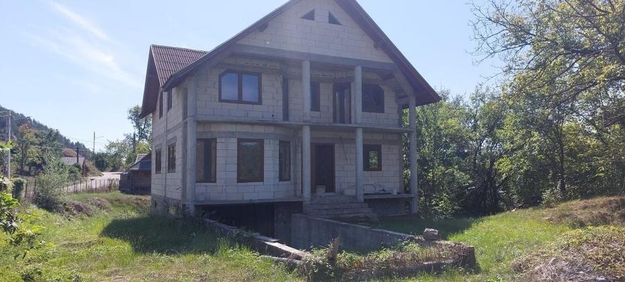 Casă cu 4 camere în Vad