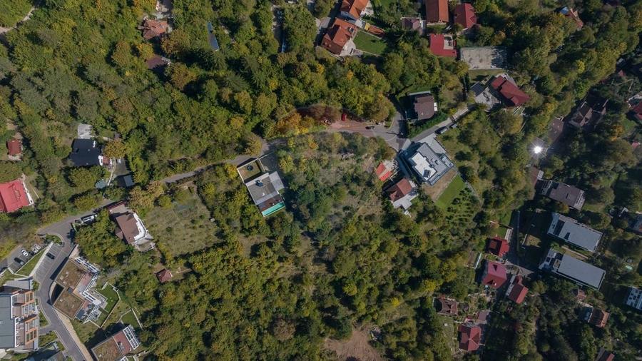 Teren Construcții intravilan de 4175 mp, în Drumul Poienii