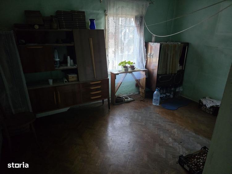 Casă cu 3 camere în Mureșeni