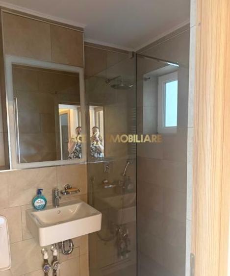 Apartament cu 2 camere decomandat, mobilat în Drumul Taberei