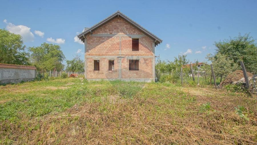 Teren Construcții intravilan de 755 mp, în Cristian