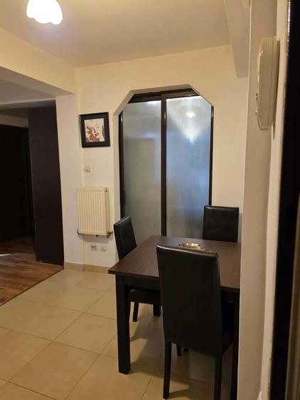 Ofer spre inchiriere apartament 3 camere sector 4 - 5
