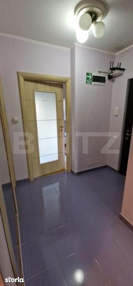 Apartament cu 3 camere decomandat în Micro 1