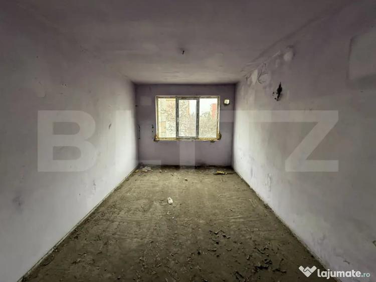Bloc cu 2 etaje, aflat in zona centrala a ora?ului Cugir - 3