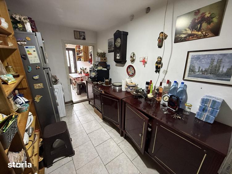 Casă cu 4 camere cu Teren 889 Mp în Cornu