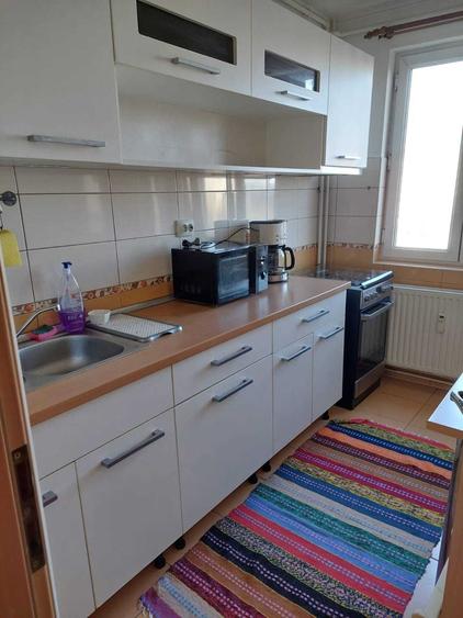 Apartament cu 2 camere semidecomandat în Drumul Taberei