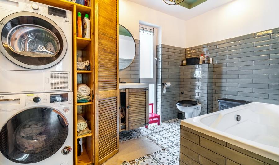 Duplex cu 4 camere cu Canalizare în Florești