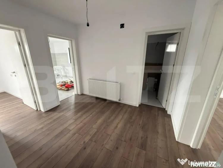 Casă cu 5 camere cu Teren 642 Mp în Mihai Bravu
