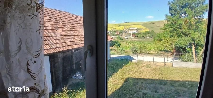 Casă cu 2 camere cu Teren 1113 Mp în Iris