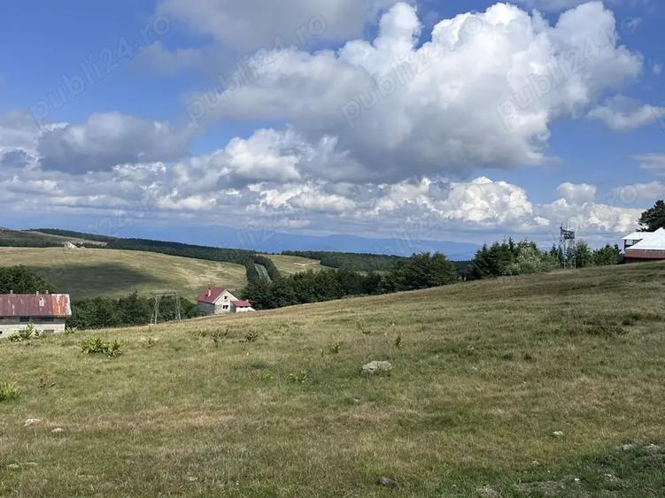 Teren de 1550 mp, în Central