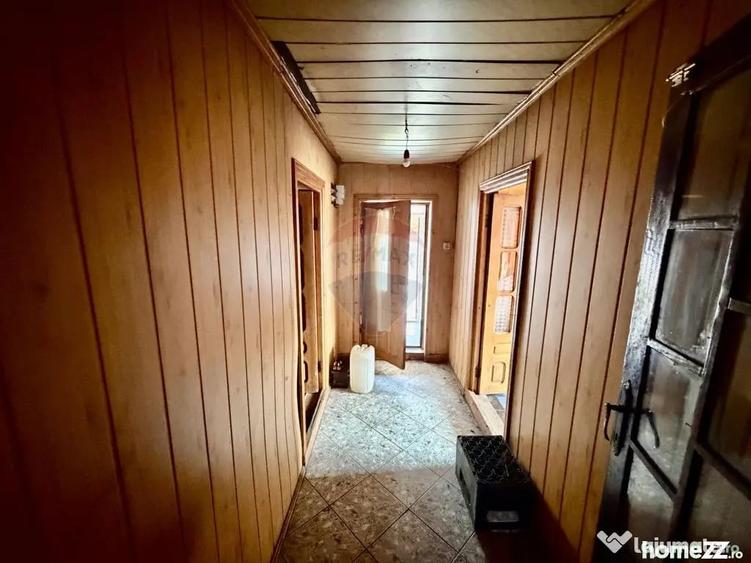 Casă cu 4 camere cu Teren 7727 Mp în Blidari (Cârligele)