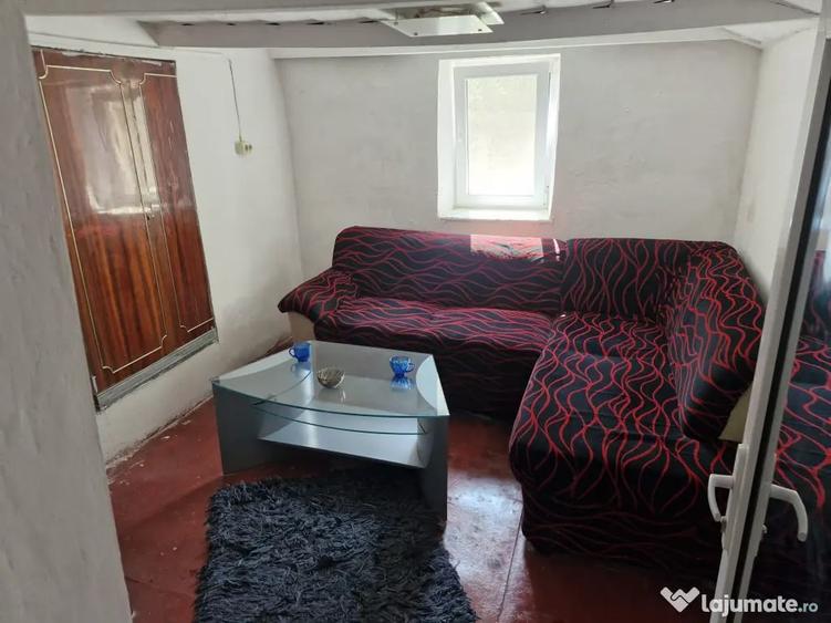 Casă cu 3 camere în Tortoman
