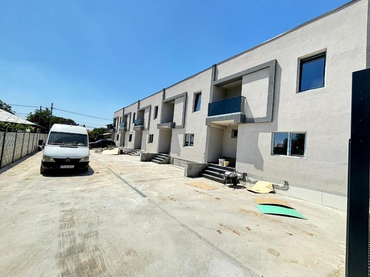 Casă cu 3 camere cu Teren 100 Mp în Central