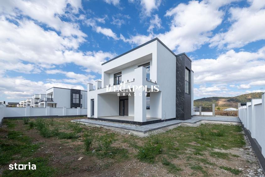 Casă cu 4 camere cu Teren 633 Mp în Hărman