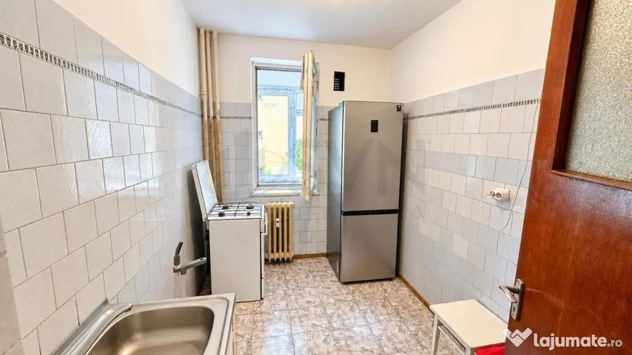 Apartament cu 2 camere decomandat în Obor
