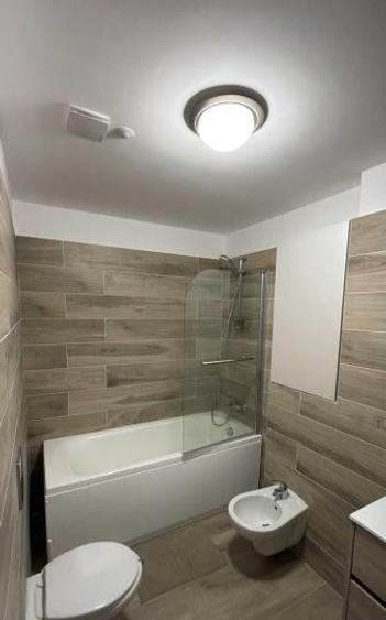 Apartament cu 3 camere în Mamaia