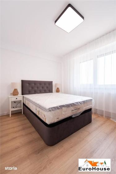 Apartament cu 3 camere decomandat în Cetate