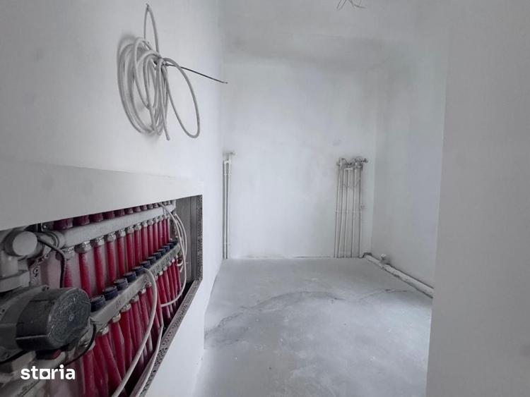 Casă cu 4 camere cu Teren 600 Mp în Central