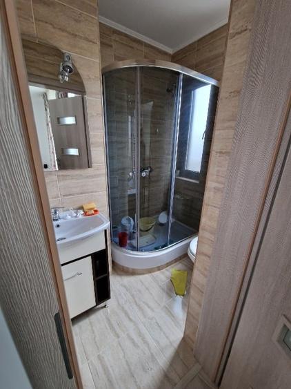 Casă individuală cu 4 camere cu Canalizare în Dudu