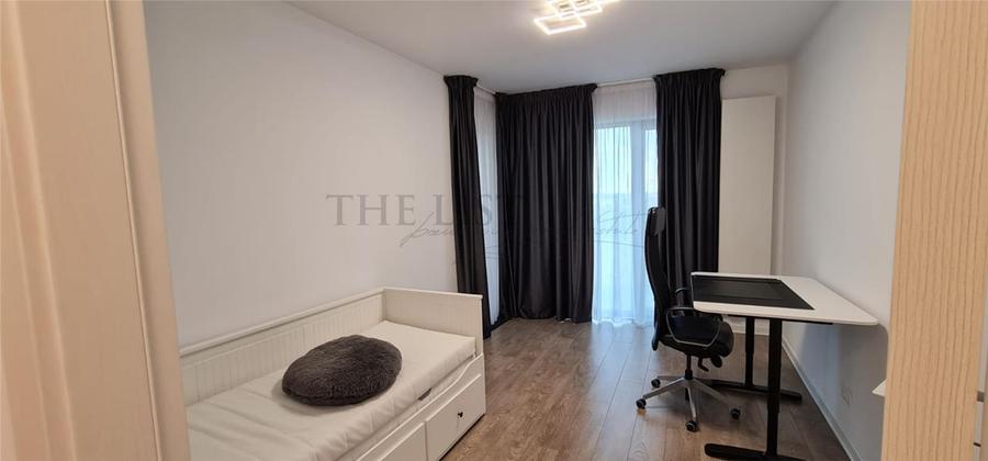Apartament cu 3 camere decomandat, mobilat în Aviației