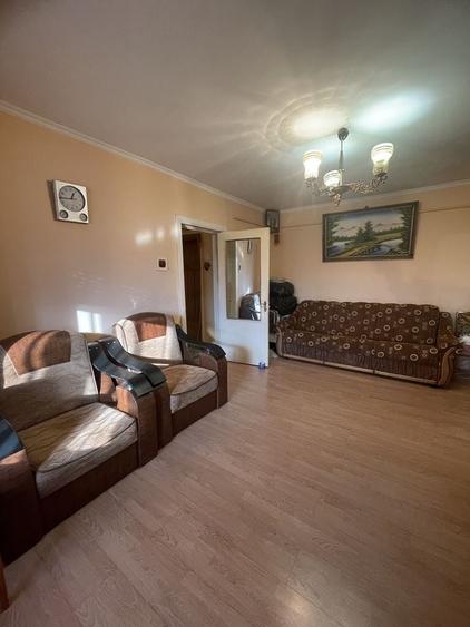 Apartament cu 2 camere nedecomandat în Central