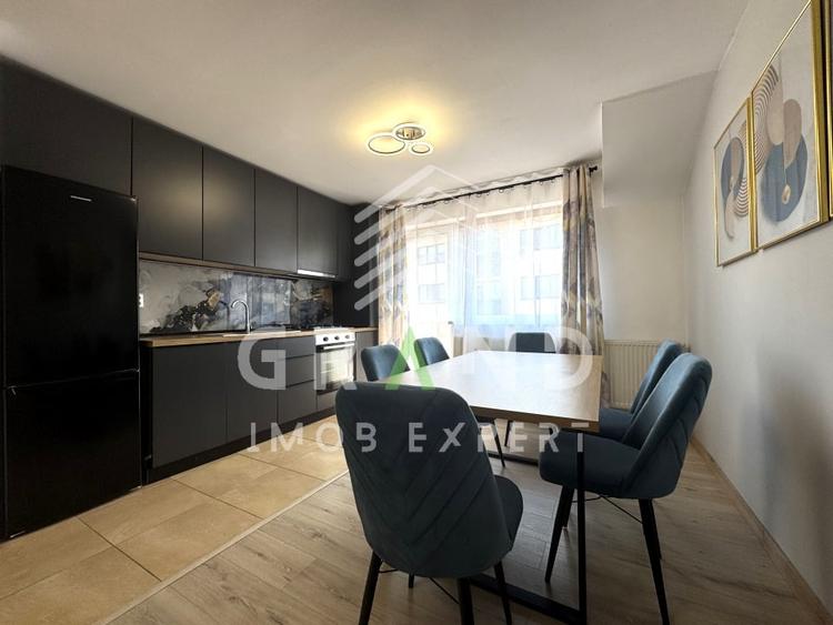 Apartament cu 3 camere semidecomandat, mobilat în Florești