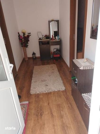 Casă cu 4 camere cu Teren 220 Mp în Central