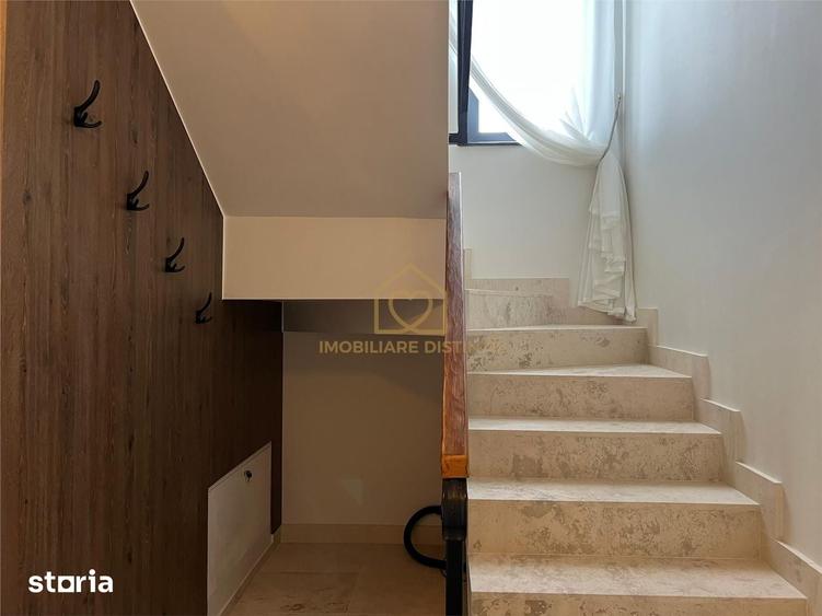 Apartament cu 5 camere în Valea Borcutului