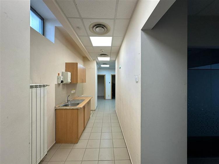 Spațiu comercial, de 130 mp, în Frumoasa
