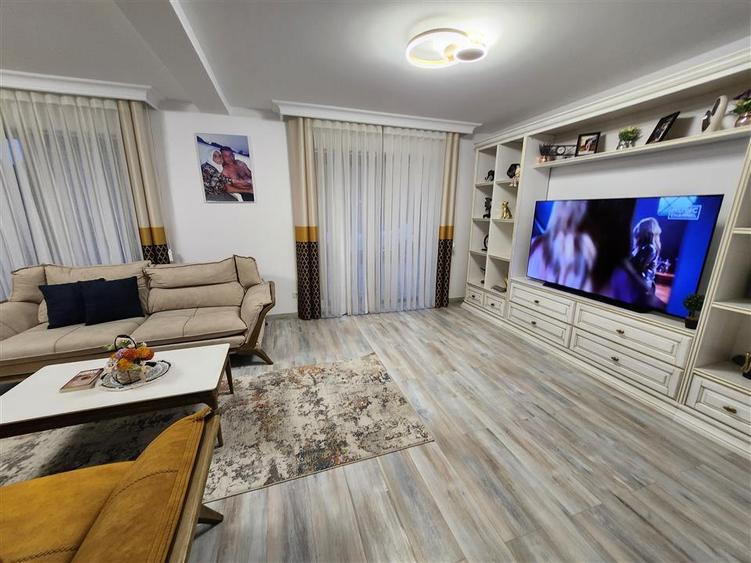 Casă individuală cu 7 camere cu Canalizare în Burdujeni
