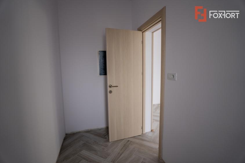 Duplex cu 4 camere cu Teren 273 Mp în Urseni