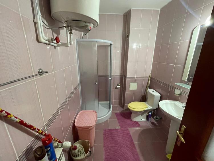 Apartament cu 2 camere decomandat în Babadag