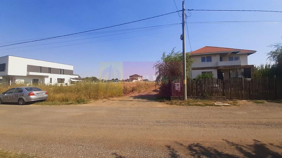 Teren Construcții intravilan de 4715 mp, în Brănești
