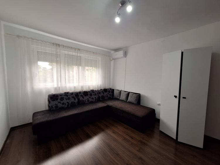 Apartament cu 2 camere semidecomandat, mobilat în Circumvalațiunii