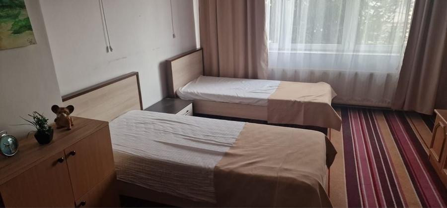 Casă cu 4 camere în Turnișor
