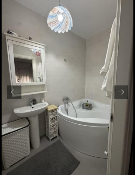 Apartament cu 3 camere decomandat în Grozăvești