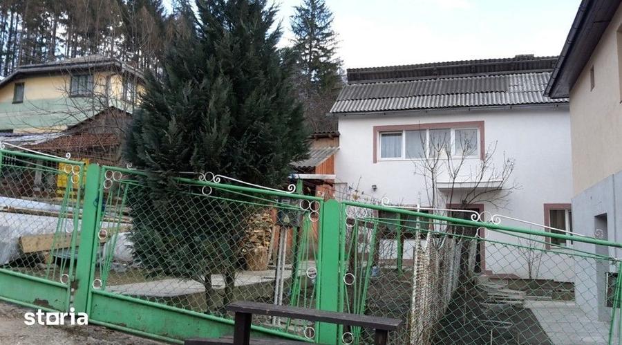 Casă cu 3 camere cu Teren 44 Mp în Central
