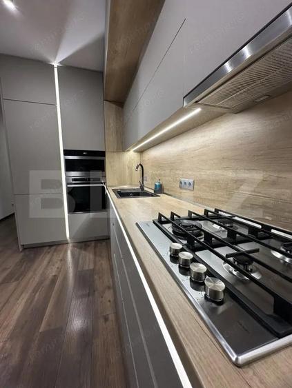 Apartament cu 4 camere decomandat în Unirii