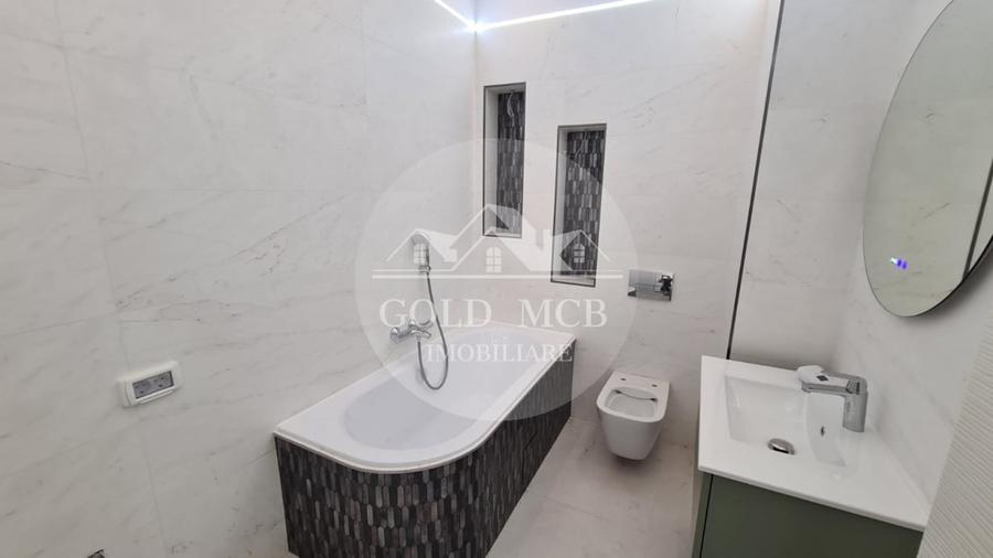 Apartament cu 3 camere decomandat în Dămăroaia