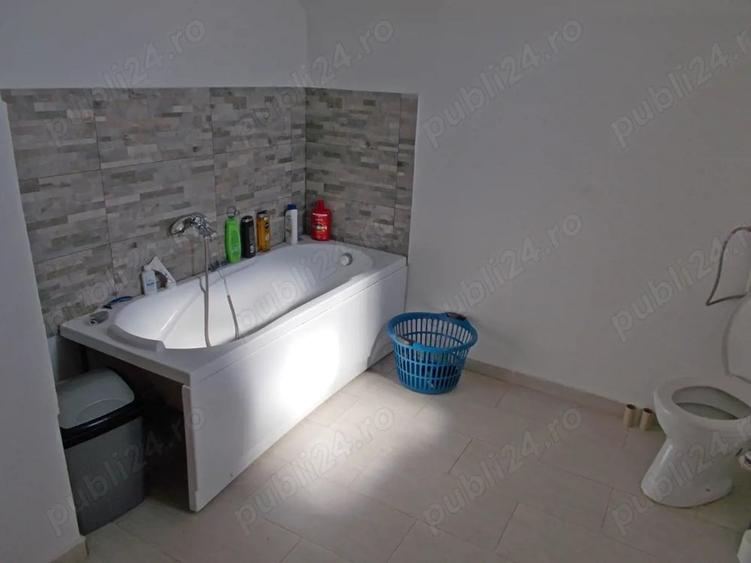 Casă cu 3 camere cu Teren 474 Mp în Giroc