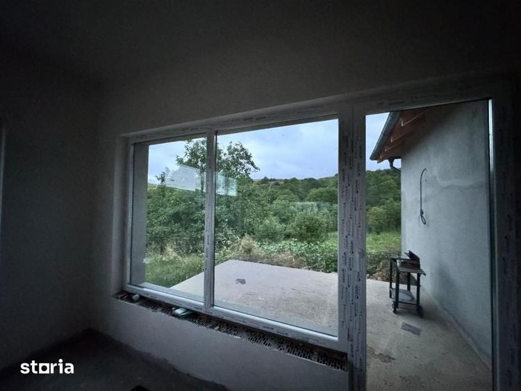 Casă cu 4 camere cu Teren 2997 Mp în Baciu
