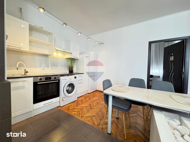 Apartament cu 3 camere în Orașul Nou