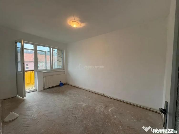 Apartament cu 2 camere decomandat în Luncă
