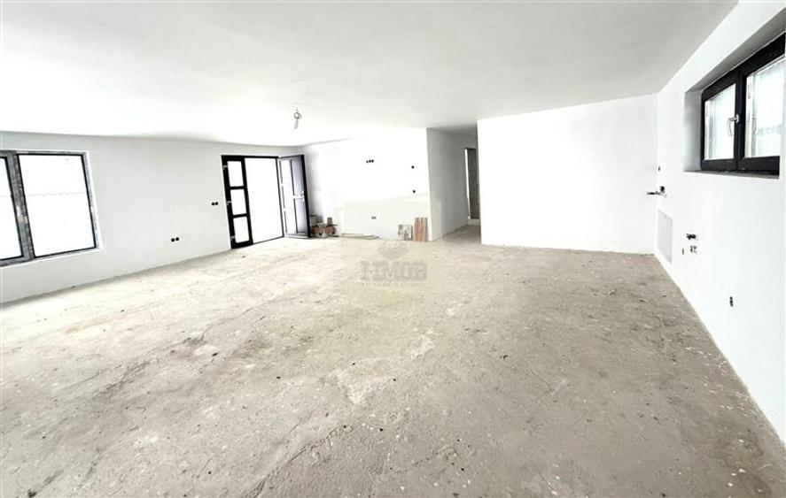 Casă individuală cu 4 camere cu Teren 500 Mp în Exterior Vest