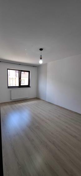 PF, de vanzare: apartament 3 camere Valea Lupului - 5