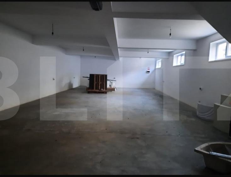 Casă individuală cu 5 camere cu Teren 1028 Mp în Exterior Nord