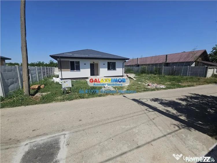 Casă cu 3 camere cu Teren 400 Mp în Crevedia