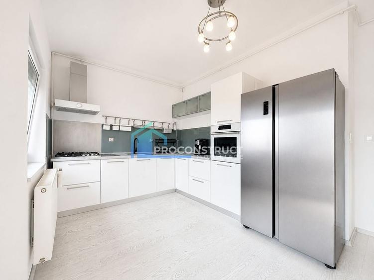 Apartament cu 4 camere decomandat, mobilat în Lipovei