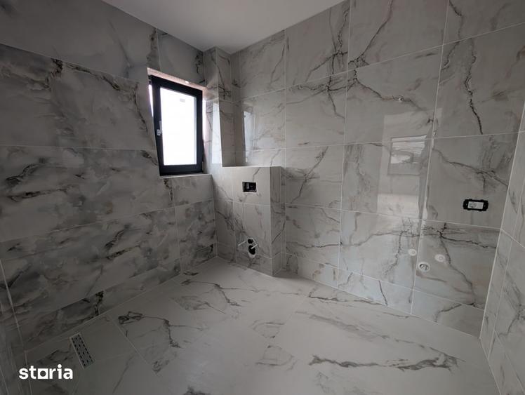 Casă cu 4 camere cu Teren 530 Mp în Central