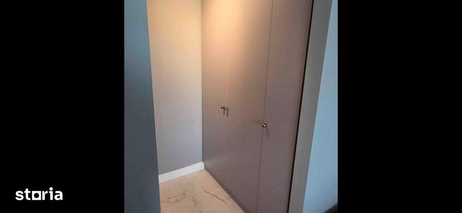 Apartament cu 3 camere în Băneasa